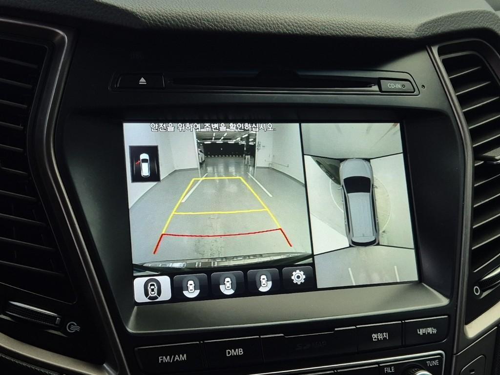 HYUNDAI Maxcruz - Vista 4