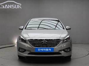 HYUNDAI Sonata - Vista 2