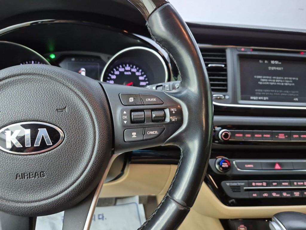 KIA Carnival 2017 Blanco - Importación desde Corea - HF Imports Iquique - Foto 15