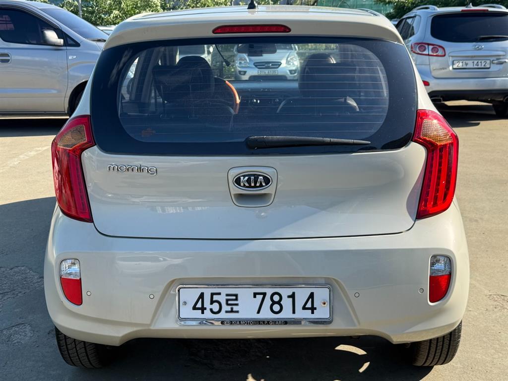KIA Morning - Vista 4