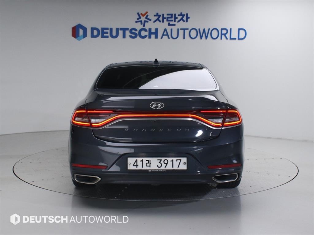HYUNDAI Grandeur - Vista 4