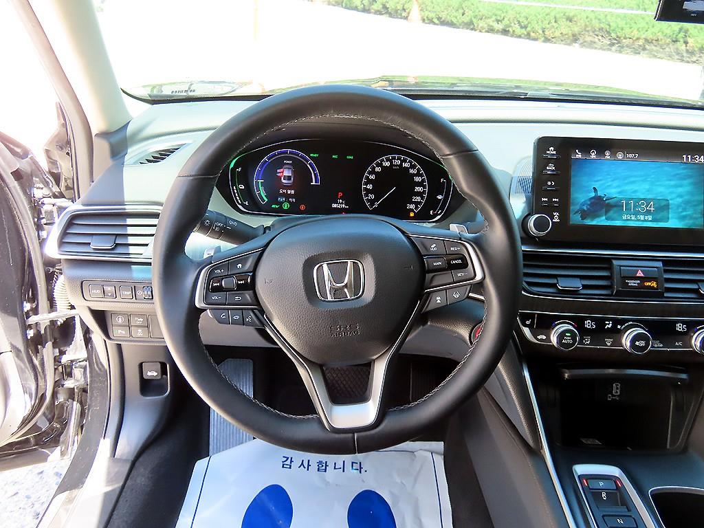 Honda Accord - Vista 8