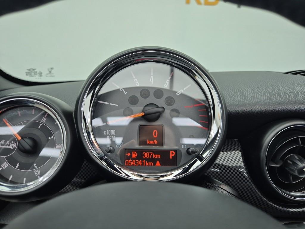 Mini Cooper Convertible - Vista 7