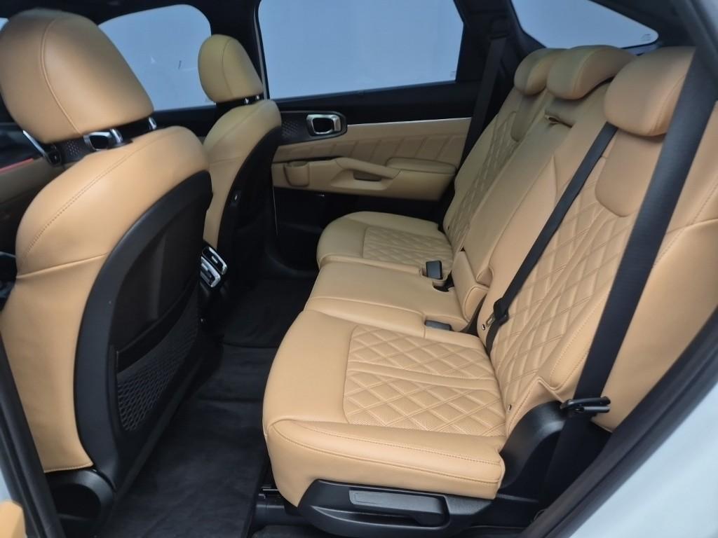 KIA Sorento - Vista 12