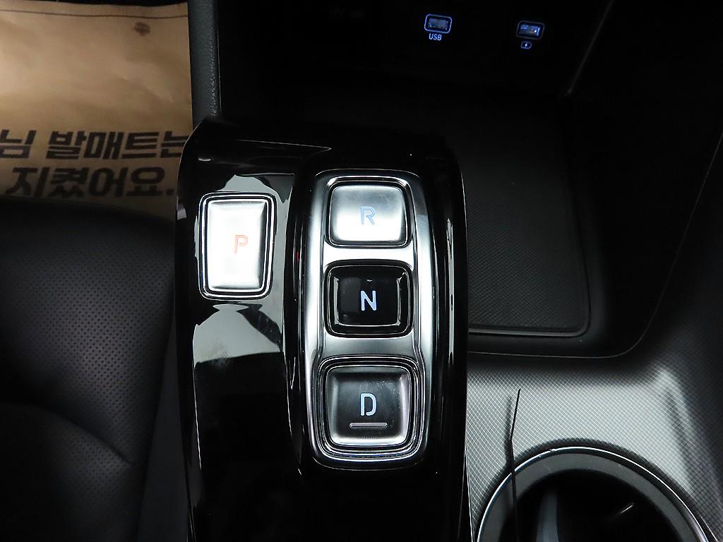 HYUNDAI Sonata - Vista 10