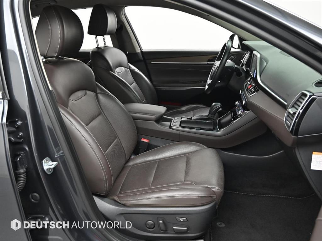 HYUNDAI Grandeur - Vista 10
