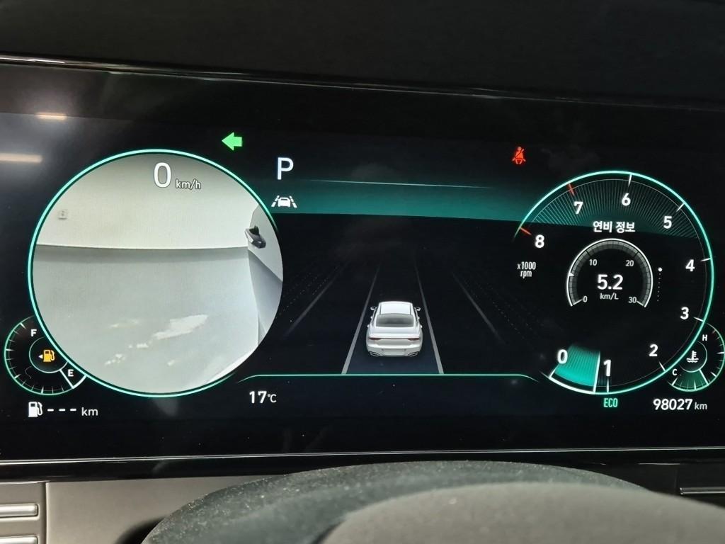 HYUNDAI Grandeur - Vista 6