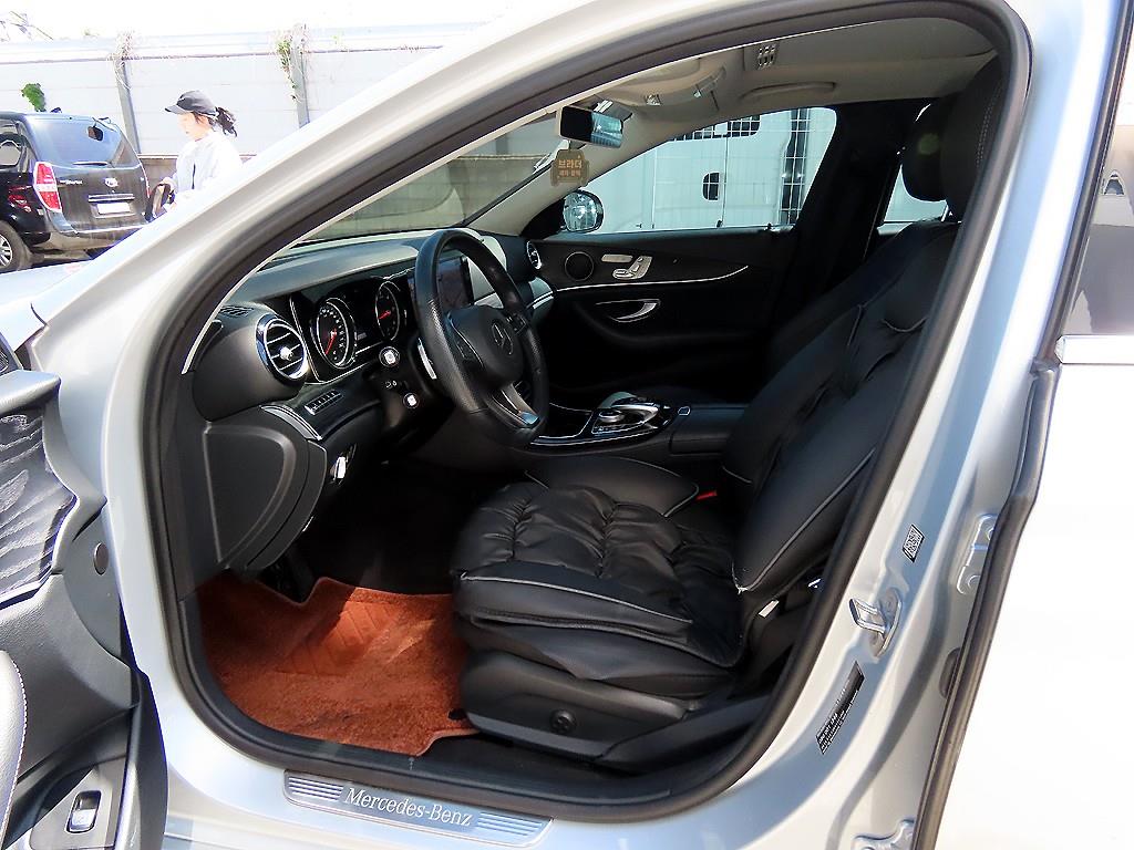 Mercedes Benz E class - Vista 5