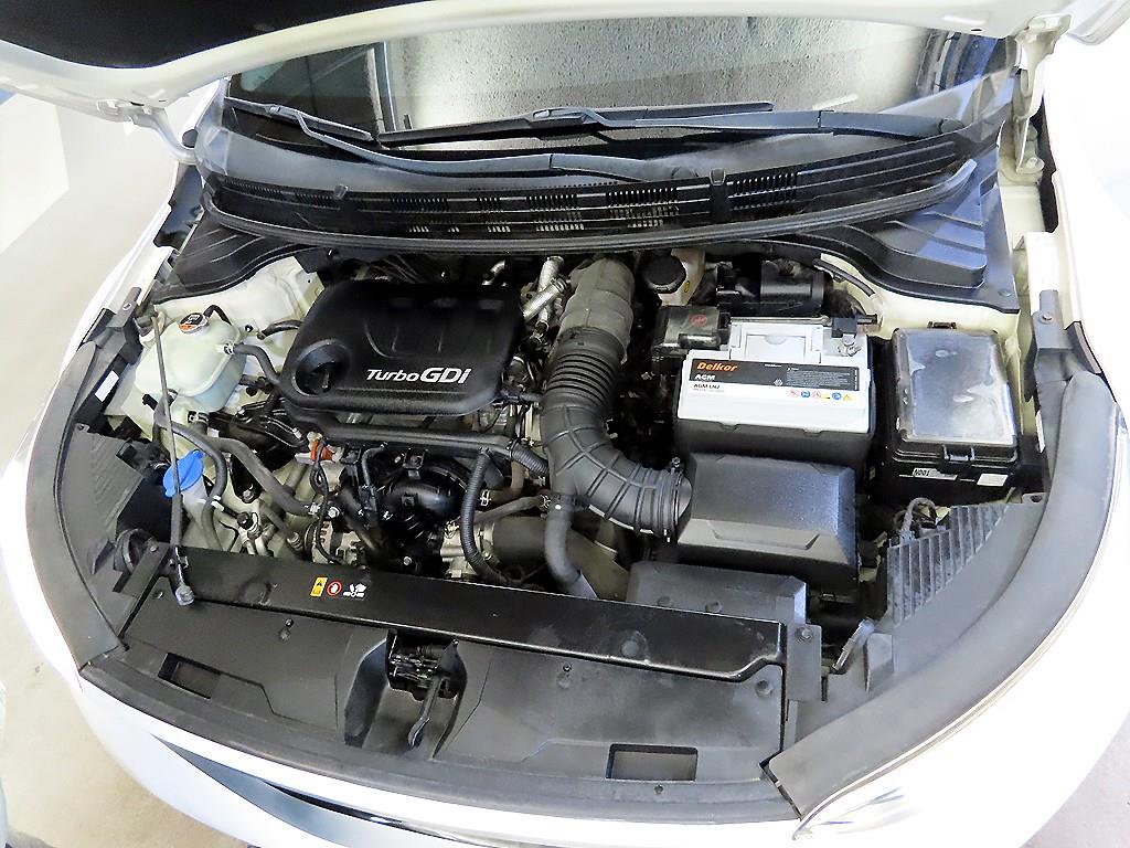 KIA Stonic 2019 Blanco - Importación desde Corea - HF Imports Iquique - Foto 18
