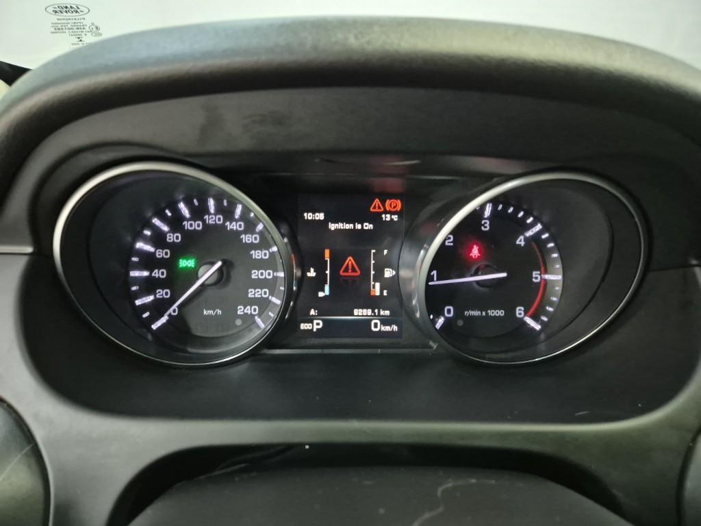 Land Rover Discovery Sports - Vista 6