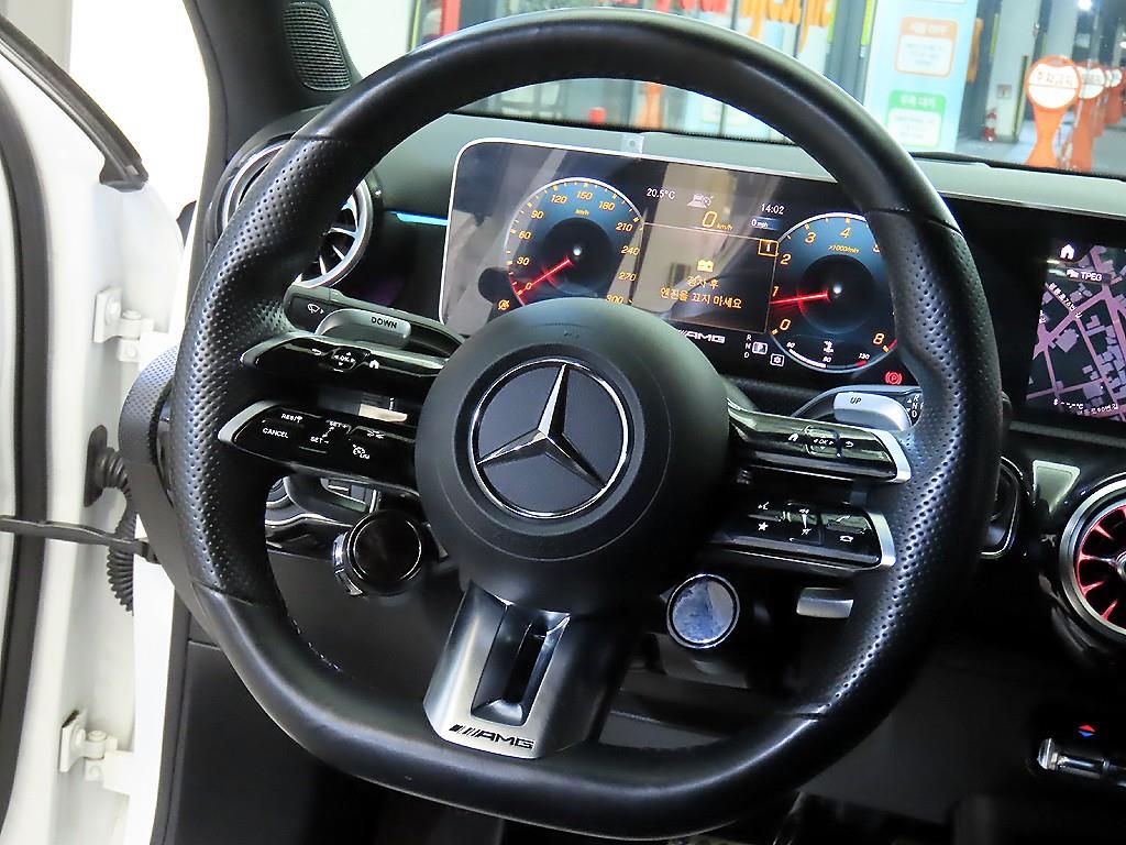 Mercedes Benz A Class - Vista 8