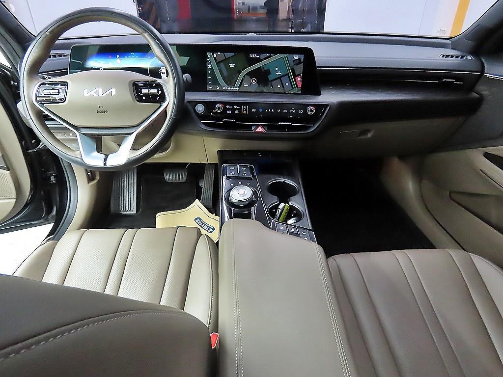 KIA K8 - Vista 7