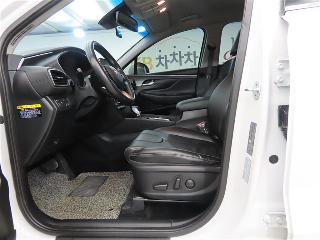HYUNDAI Santa Fe - Vista 5