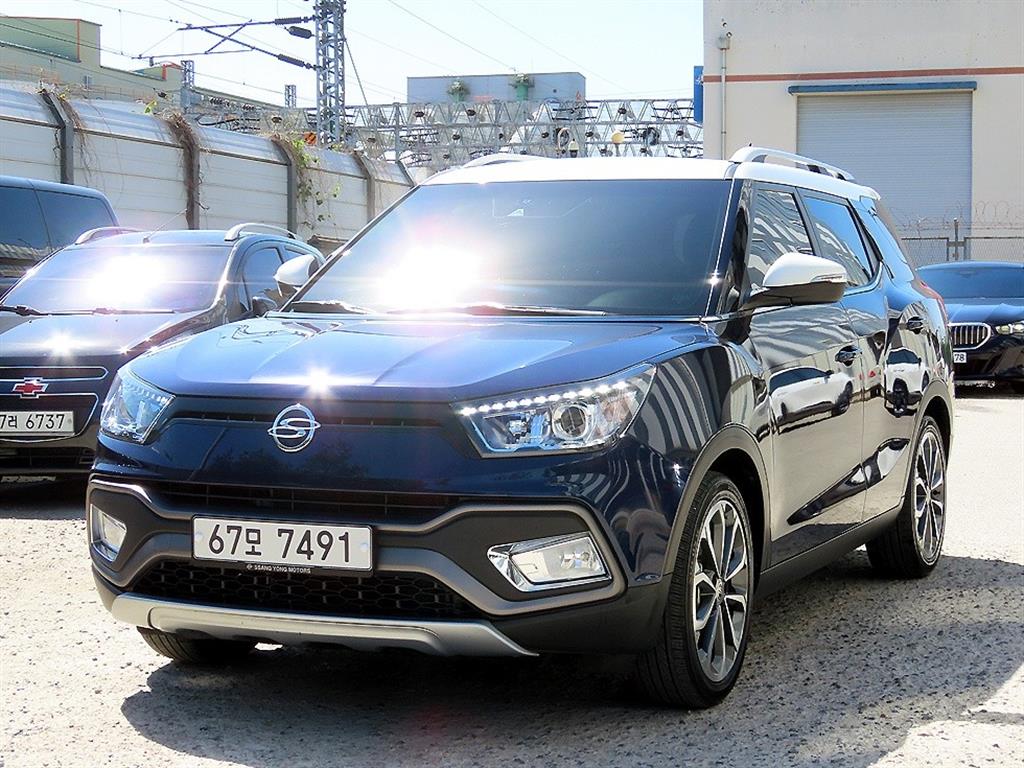 Ssangyong Tivoli - Vista 2