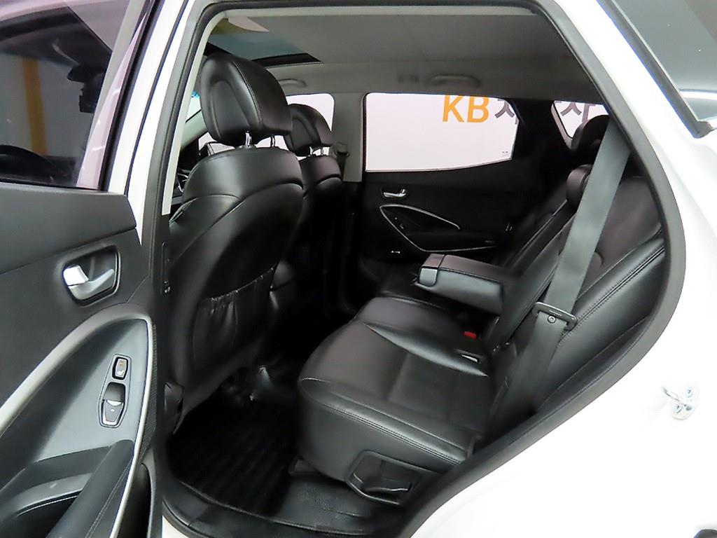 HYUNDAI Santa Fe - Vista 6