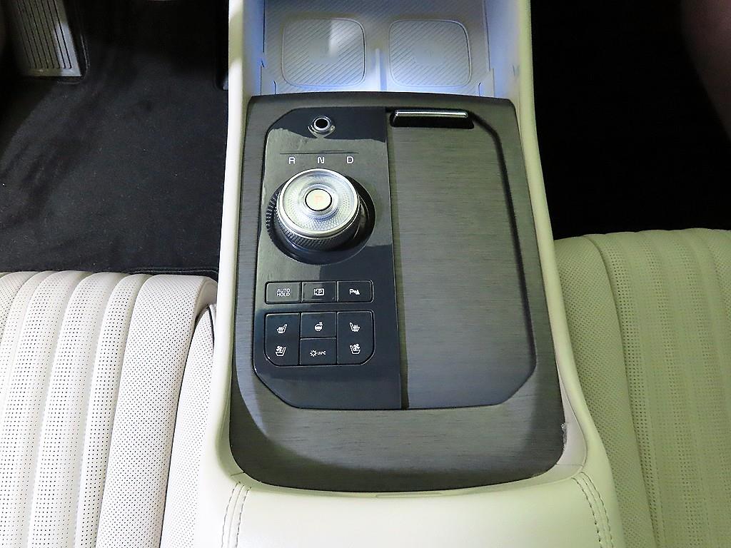KIA K8 - Vista 12