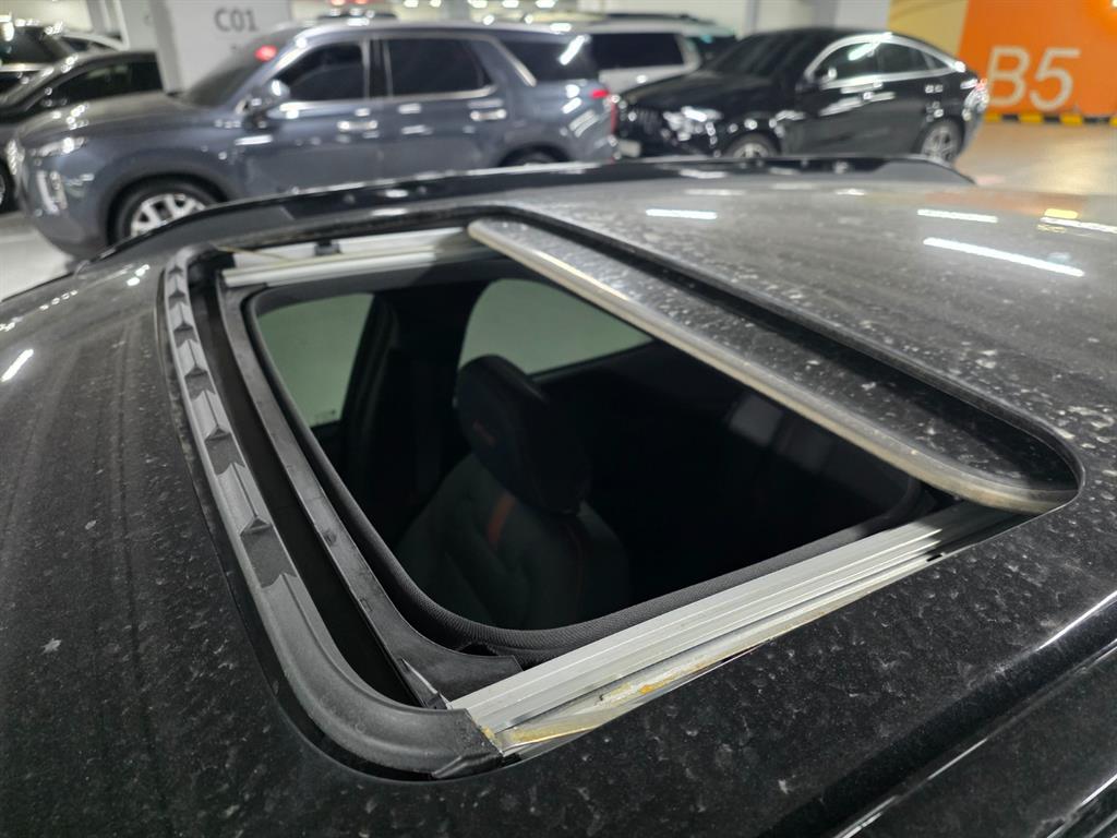 Chevrolet Trax 2024 Negro - Importación desde Corea - HF Imports Iquique - Foto 18