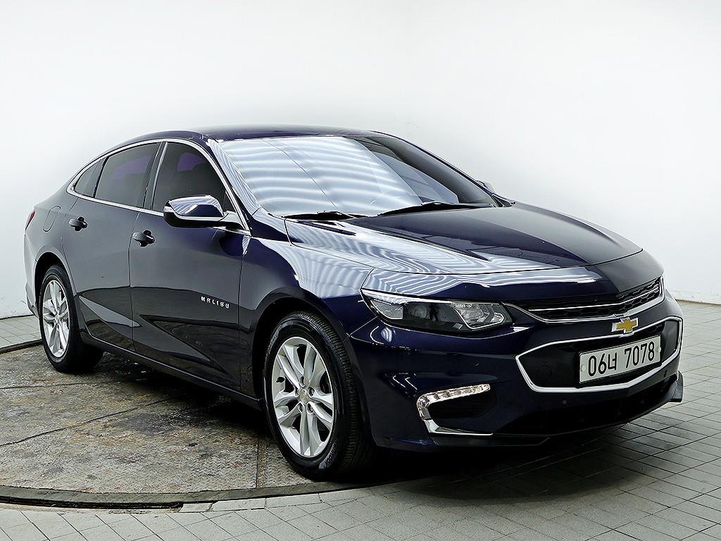 Chevrolet Malibu - Vista 3