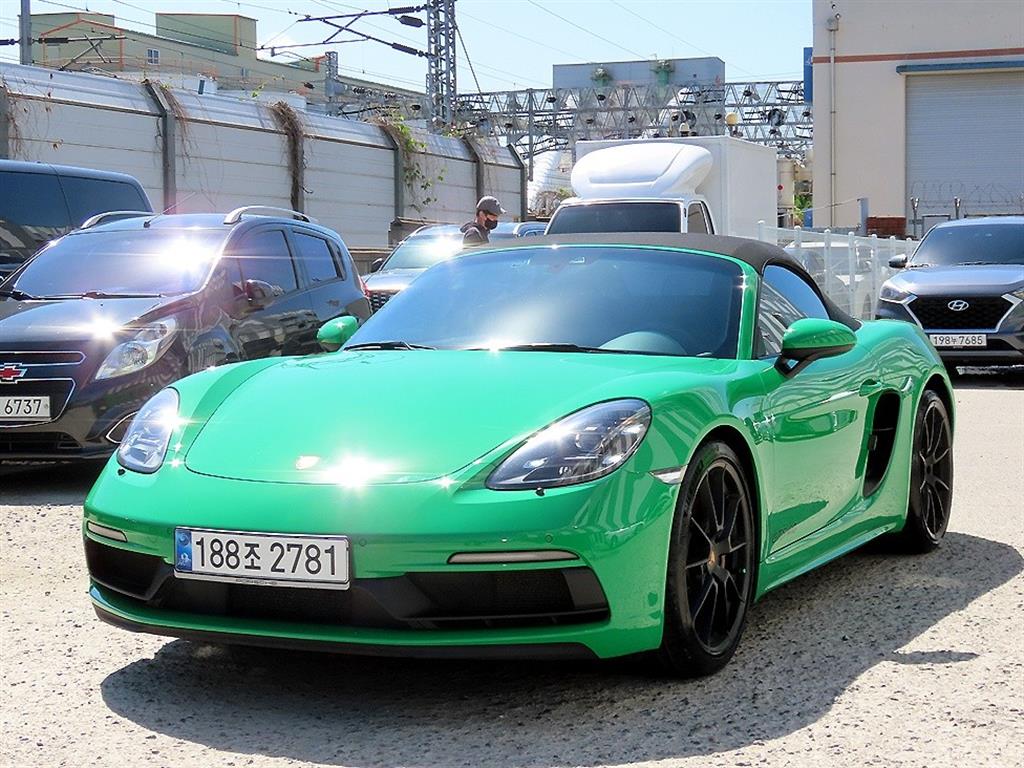 Porsche 718 - Vista 2