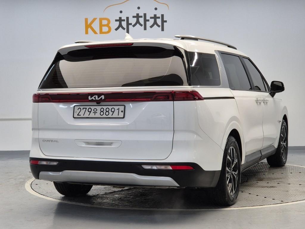 KIA Carnival - Vista 3