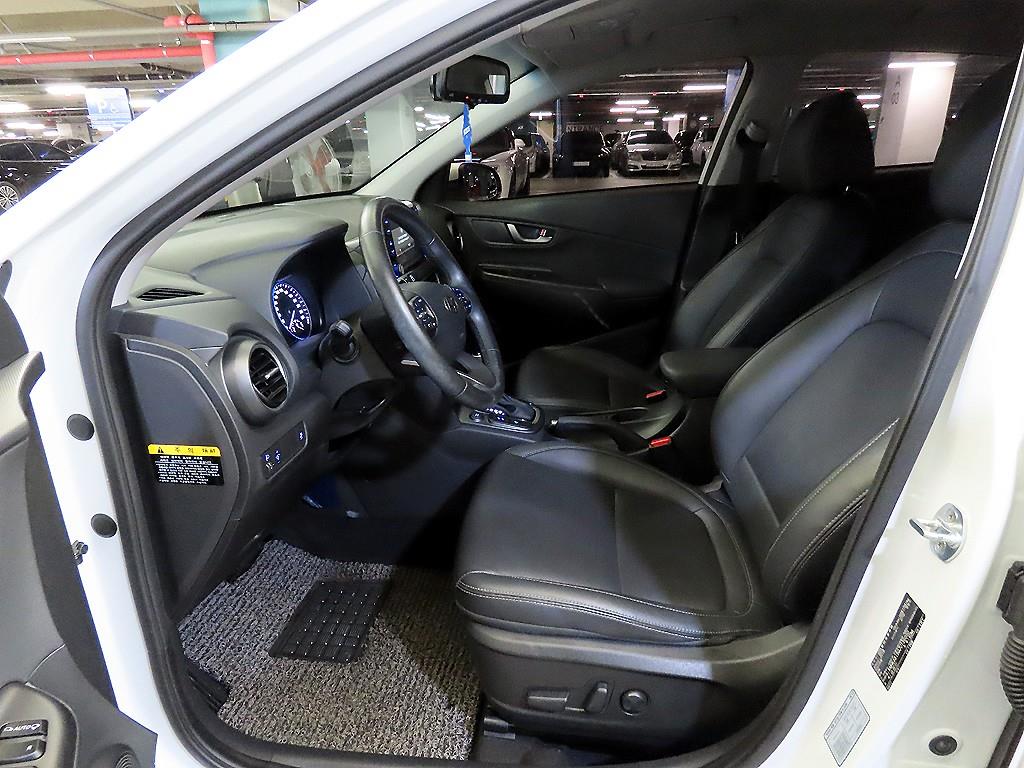 HYUNDAI Kona - Vista 6