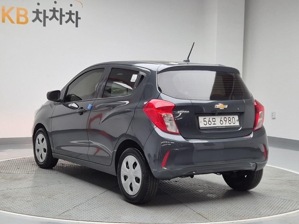 Chevrolet Spark - Vista 3
