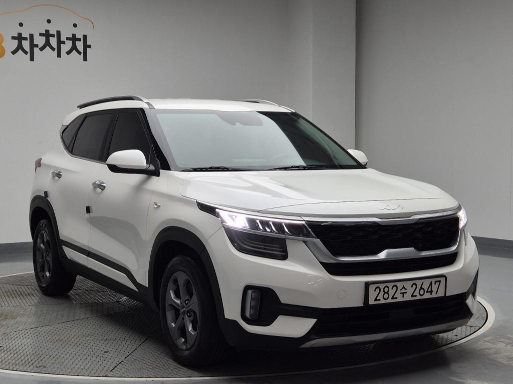 KIA Seltos - Vista 4