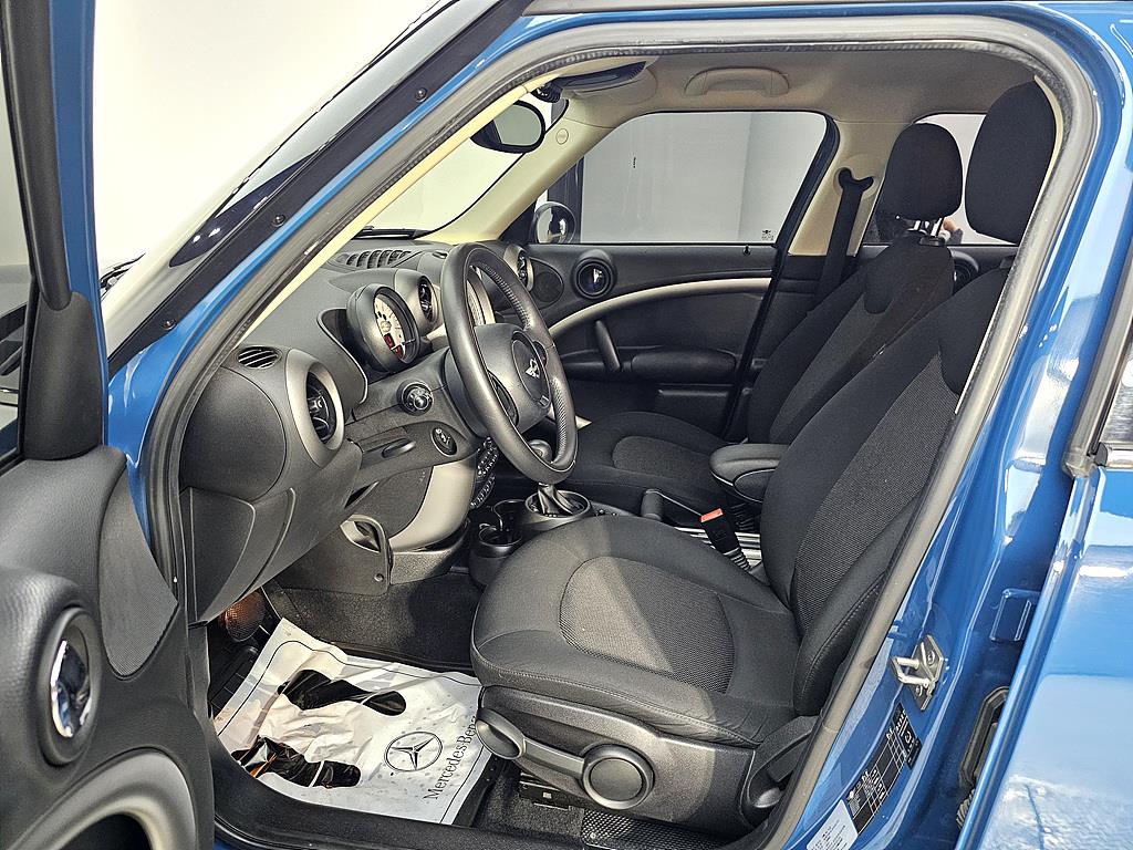 Mini Countryman - Vista 8
