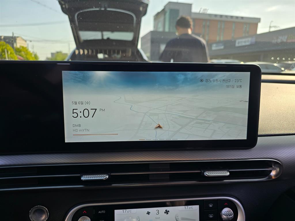 Genesis GV60 - Vista 10