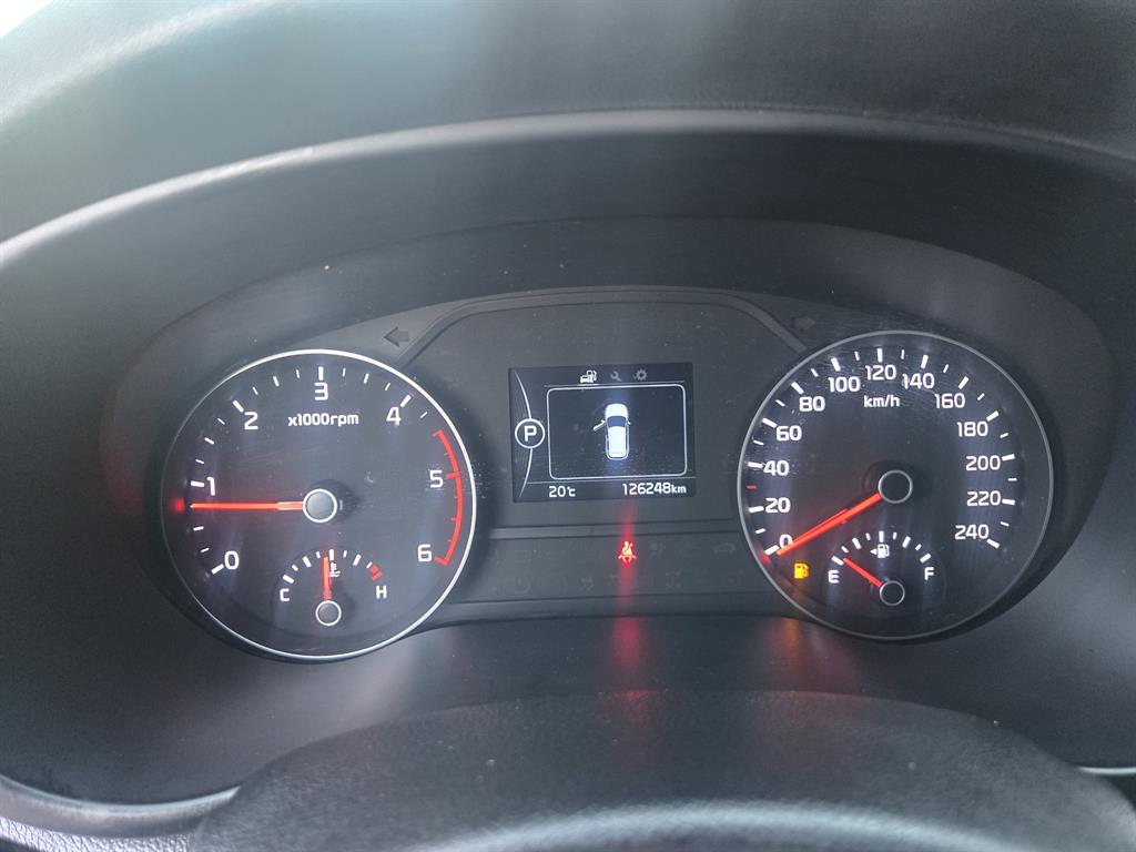 KIA Sportage - Vista 11