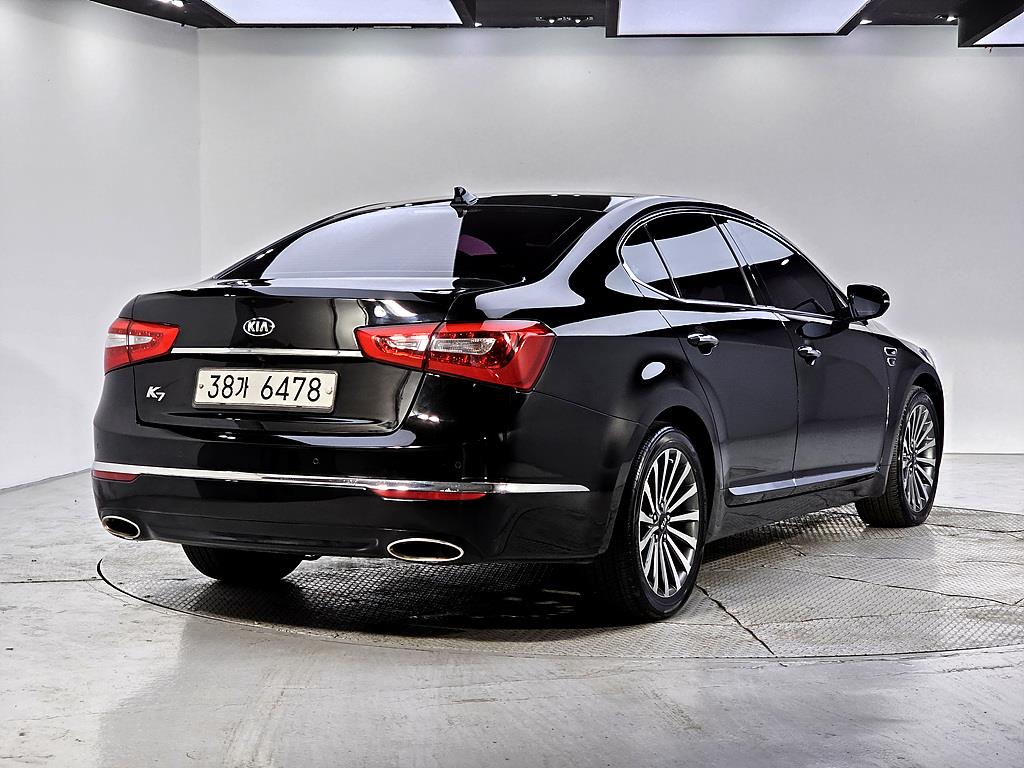 KIA K7 - Vista 4