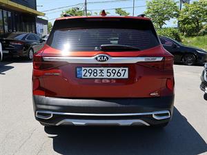 KIA Seltos - Vista 8