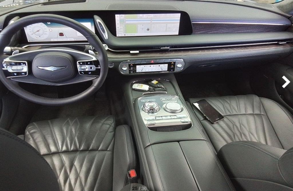 Genesis G90 - Vista 8