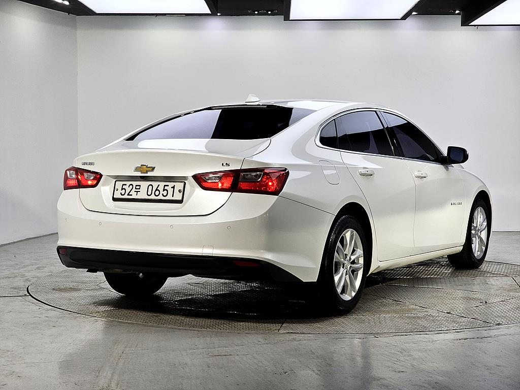 Chevrolet Malibu - Vista 4