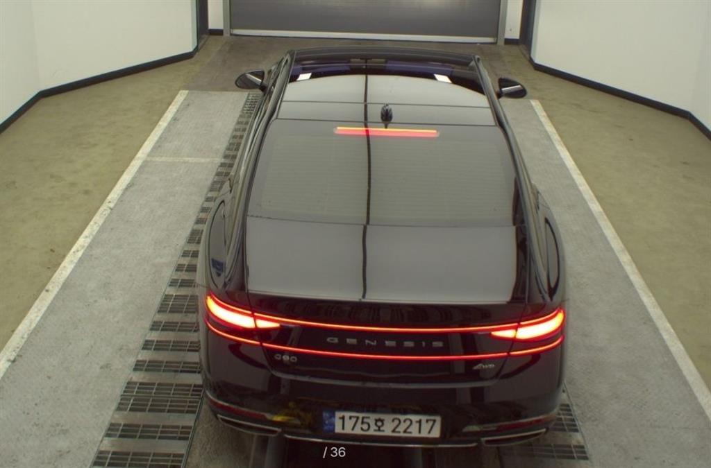Genesis G90 - Vista 2