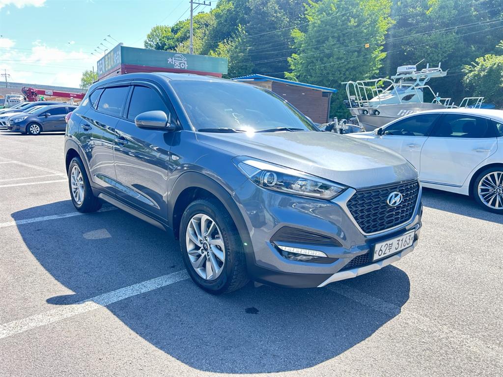 HYUNDAI Tucson - Vista 3