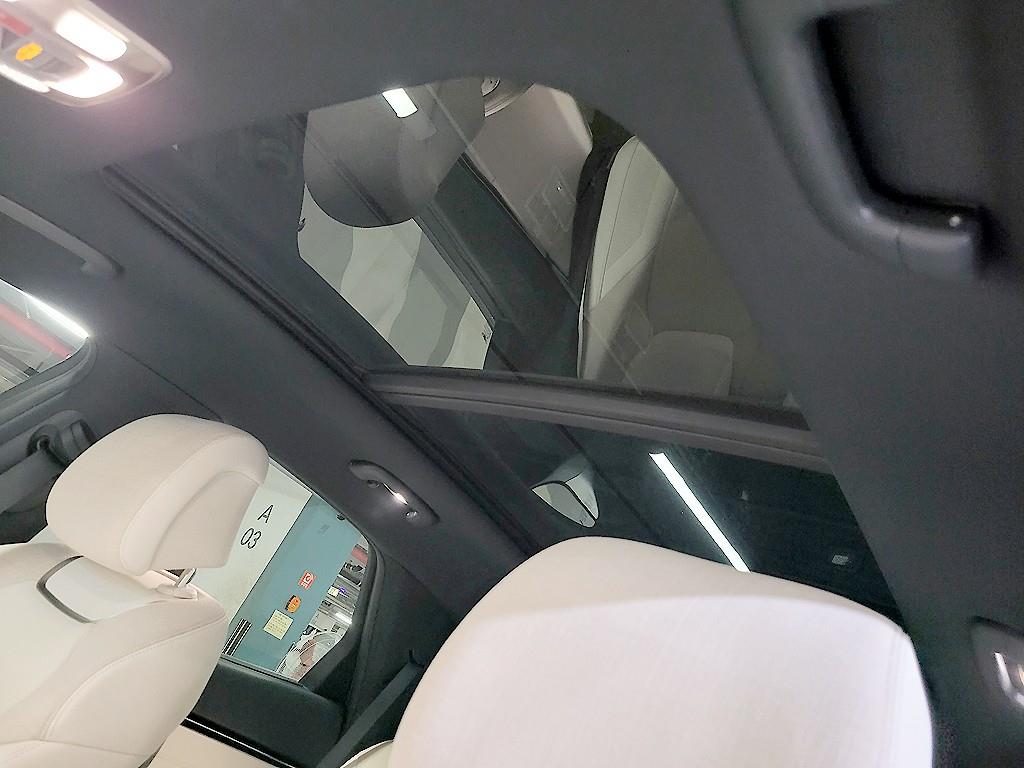 Genesis GV70 2022 Blanco - Importación desde Corea - HF Imports Iquique - Foto 15