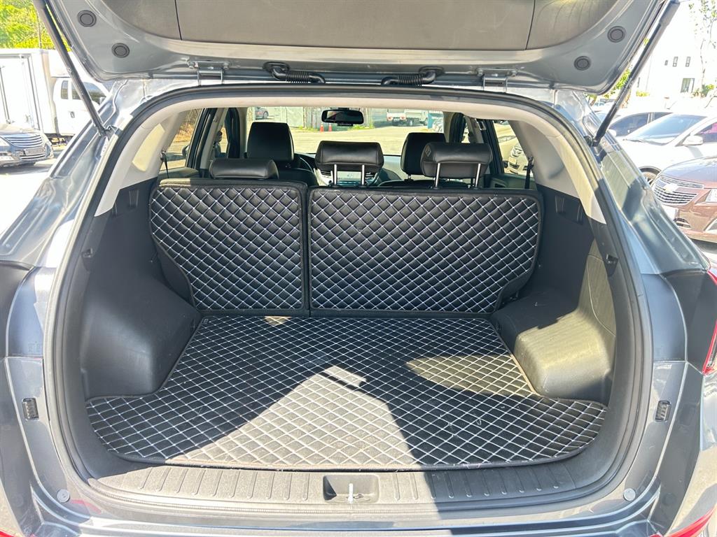 HYUNDAI Tucson - Vista 9