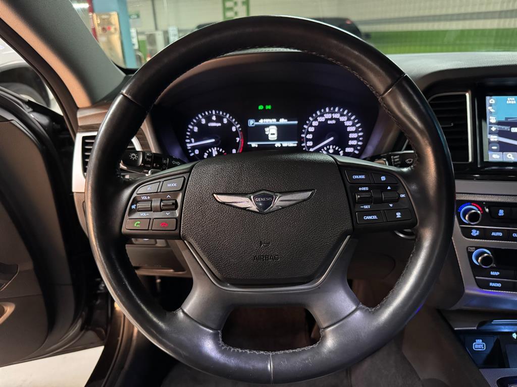 Genesis G80 - Vista 8