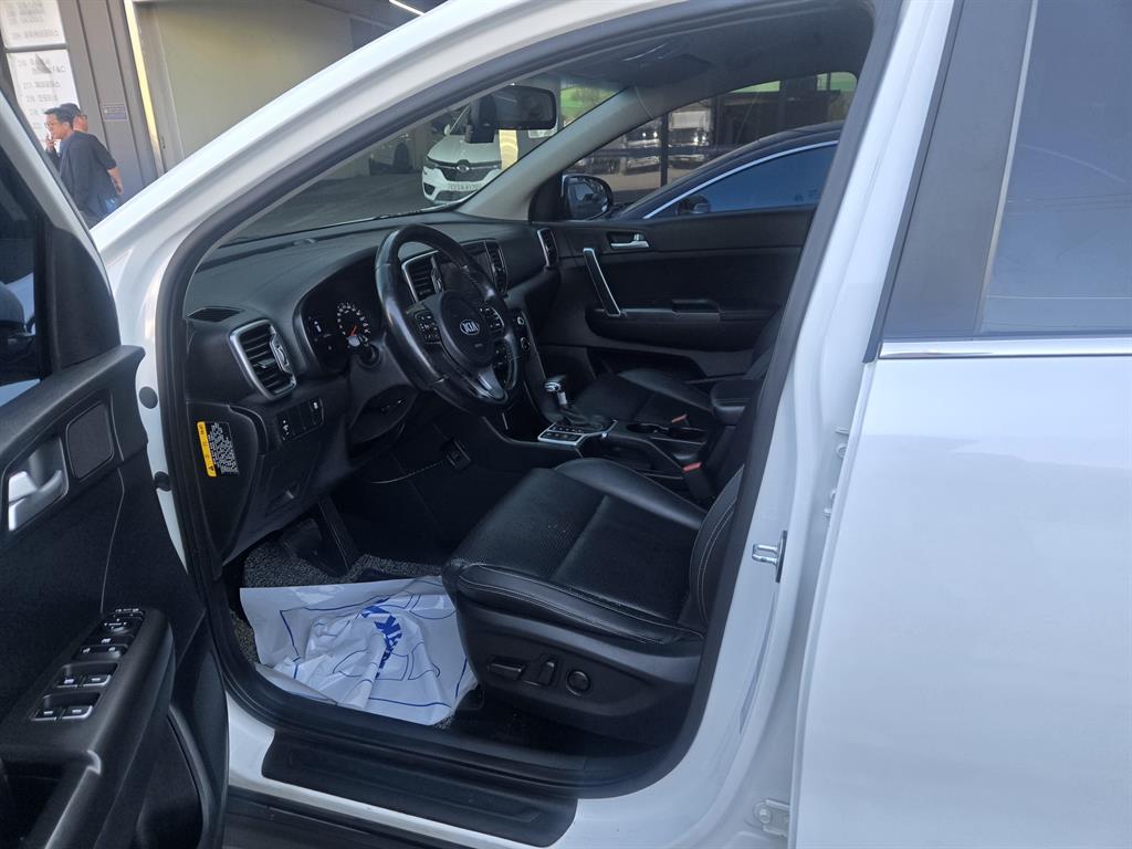 KIA Sportage - Vista 6
