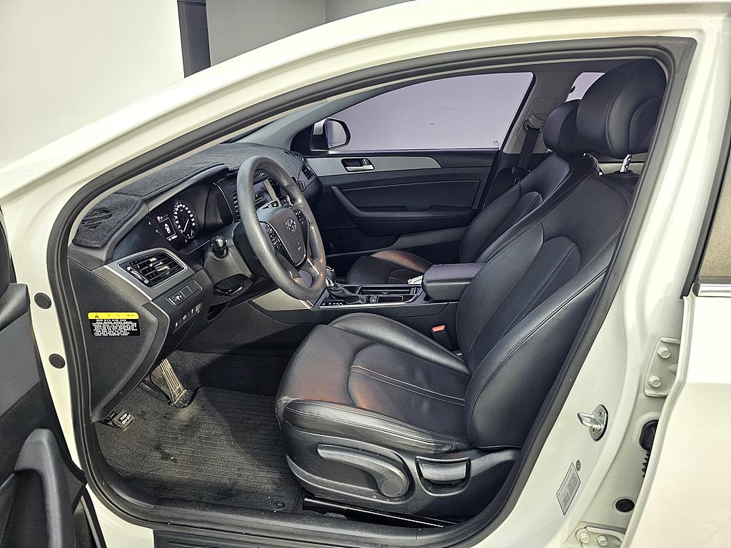 HYUNDAI Sonata - Vista 8