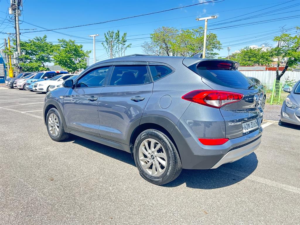 HYUNDAI Tucson - Vista 6