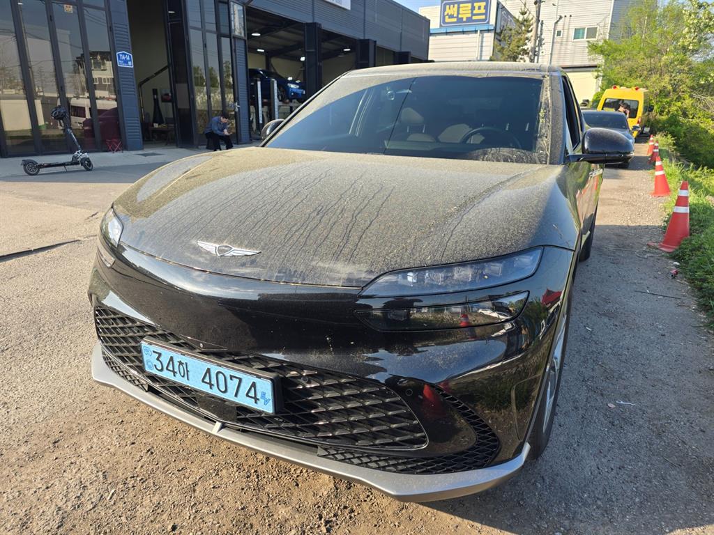 Genesis GV60 2022 Negro - Importación desde Corea - HF Imports Iquique - Foto 1