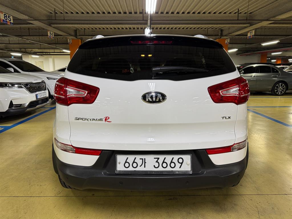 KIA Sportage - Vista 6