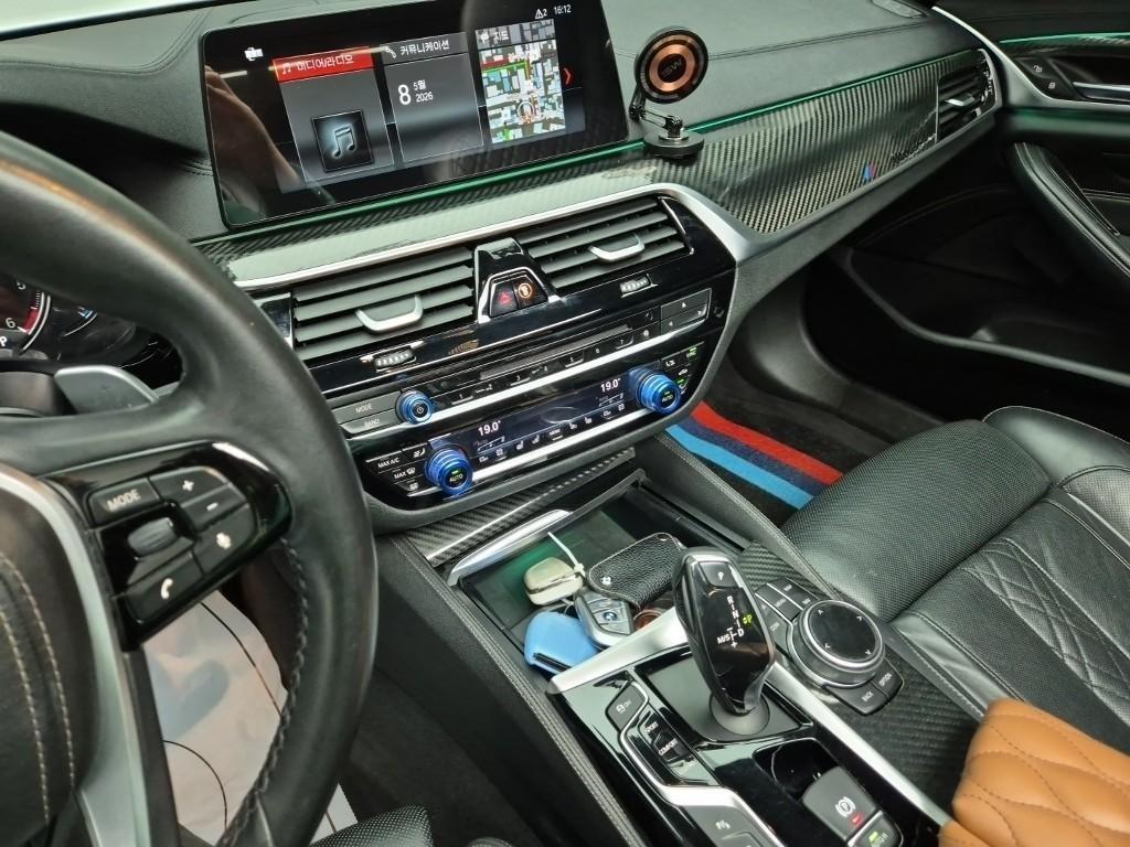 BMW 5 Series - Vista 7