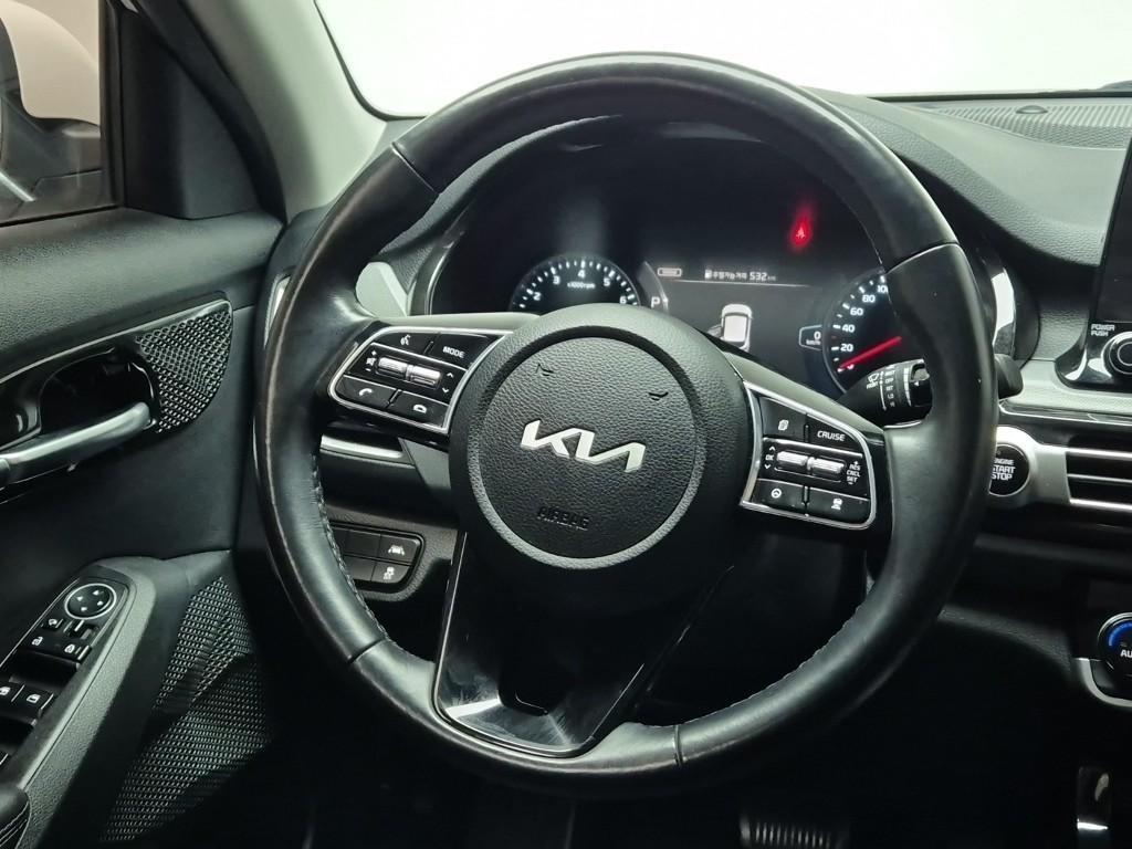KIA Seltos - Vista 9