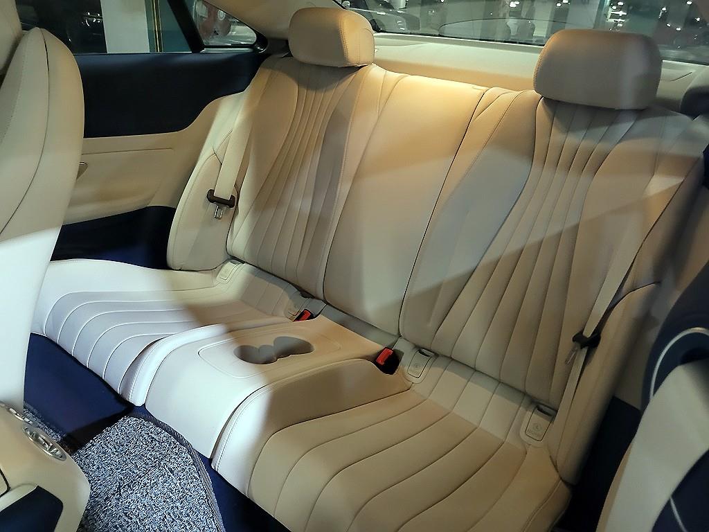 Mercedes Benz E class - Vista 7
