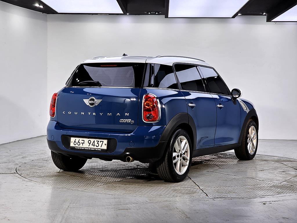 Mini Countryman - Vista 4