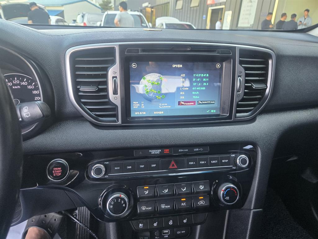 KIA Sportage 2016 Blanco - Importación desde Corea - HF Imports Iquique - Foto 14
