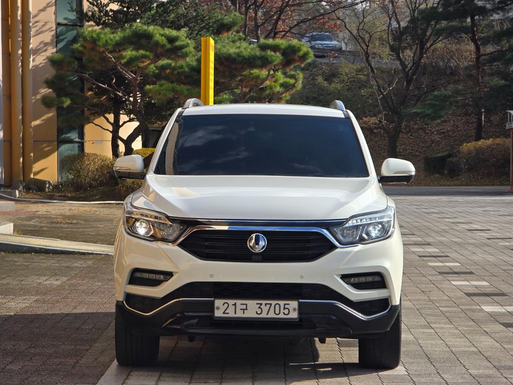 Ssangyong Rexton 2018 Blanco - Importación desde Corea - HF Imports Iquique - Foto 1